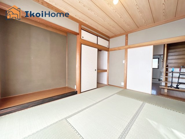明石市朝霧東町2丁目　中古戸建の内装|●年中無休：当日予約可●和室は音を吸収し、柔らかく転んでも痛くない為、子供部屋としてもおすすめ