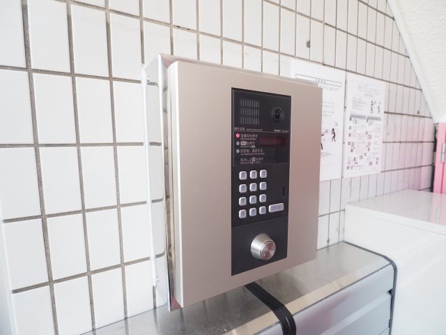 ヨコハマベイストロベリーインターナショナルのセキュリティ|別部屋参考写真