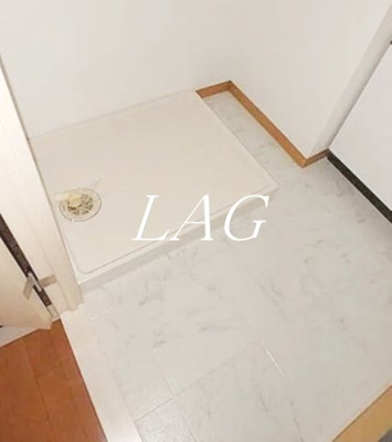 【設備】 | オリーブ | 室内洗濯機置き場です。