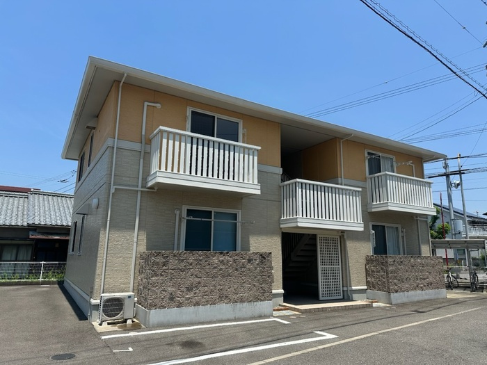 エミグランドの外観