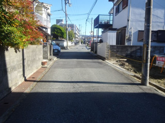 【前面道路含む現地写真】 | 川西市東畦野3丁目　建築条件無土地