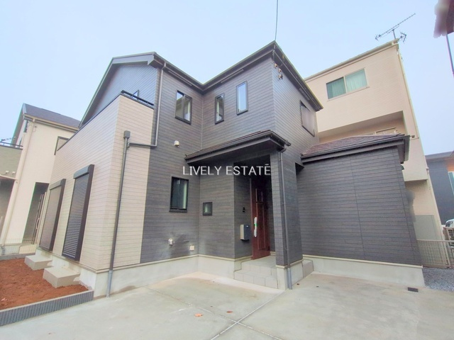 草加市長栄1丁目 新築分譲住宅 全9棟 B号棟の外観