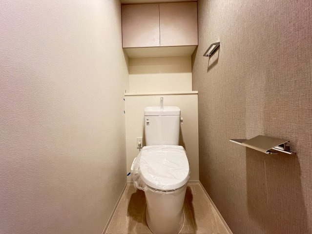 コンフォリア・リヴ博労町一丁目Qのトイレ