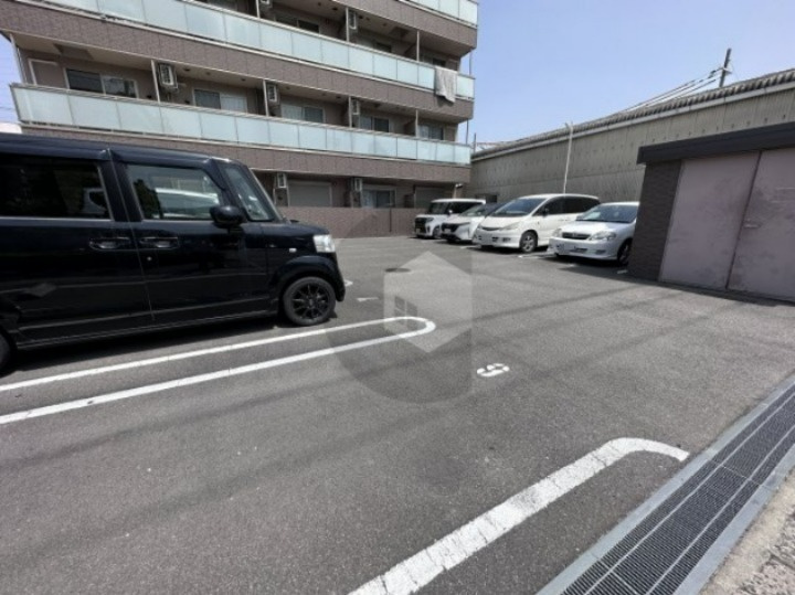 SA-COURTの駐車場