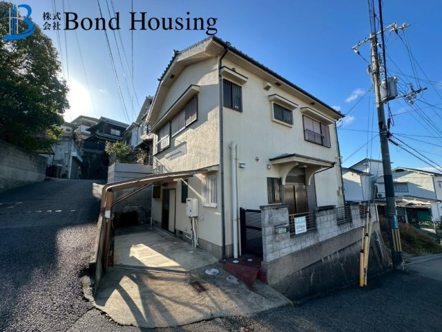 近隣買い物施設充実　朝霧東町2丁目　中古戸建の外観