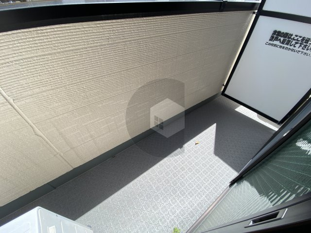 エスティーム1番館のバルコニー