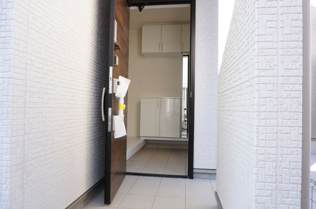 草加市長栄1丁目 新築分譲住宅 全9棟 C号棟のその他|インターホン機能付き門柱