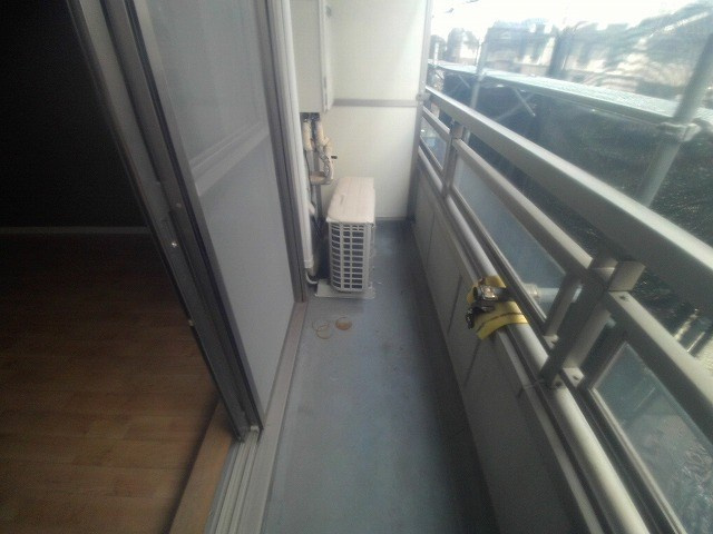 クローバー富士6号館の洗面所