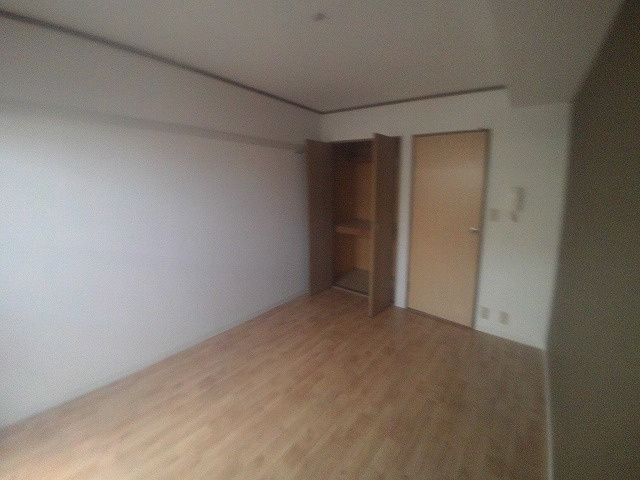 クローバー富士6号館のバルコニー