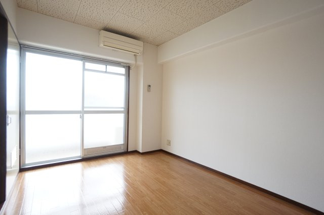 コーポあおき１の居間・リビング