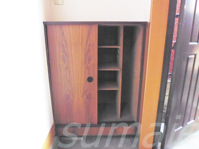 コーポ富田の玄関|シューズボックス付です☆ミ