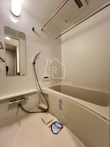 アジュールコート福島の浴室|同マンション別部屋：参考写真