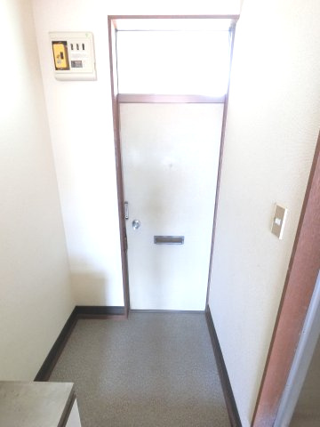 【玄関】