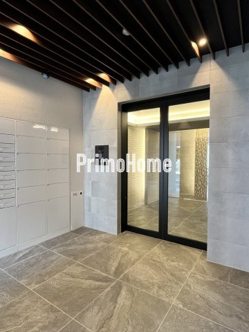 オープンブルーム東日本橋のエントランス