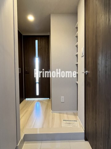 オープンブルーム東日本橋の玄関