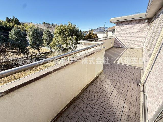 八街市吉倉　中古戸建のバルコニー|軽量鉄骨造　エコキュート・給湯器2025年12月交換済
太陽光発電システム約6.2kw