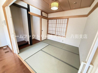 【和室】 | 八街市吉倉　中古戸建 | 軽量鉄骨造　エコキュート・給湯器2025年12月交換済
太陽光発電システム約6.2kw
