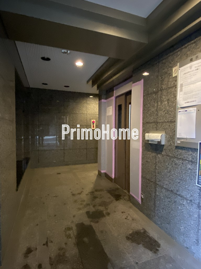 クリダイマンションのロビー