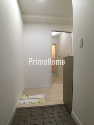 クリダイマンションの玄関