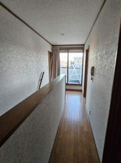 【その他】 | 角地でスーパーにも近いお家 | 階段ホールです