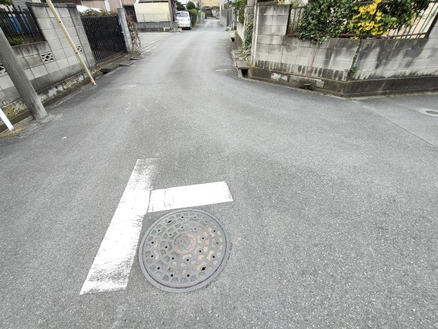 【Livele Garden】　幸手市千塚　第２　全1邸の前面道路含む現地写真|〇前面道路〇
東側6.6m
南側6.5m
2025年11月撮影