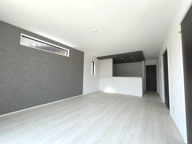 青梅市今井1丁目　新築戸建全1棟の居間・リビング|LDK17帖！