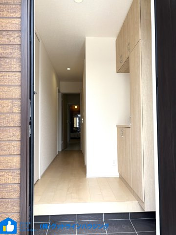 多井田3期　1号棟の玄関