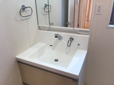 【洗面所】 | フォンターナ | 洗面