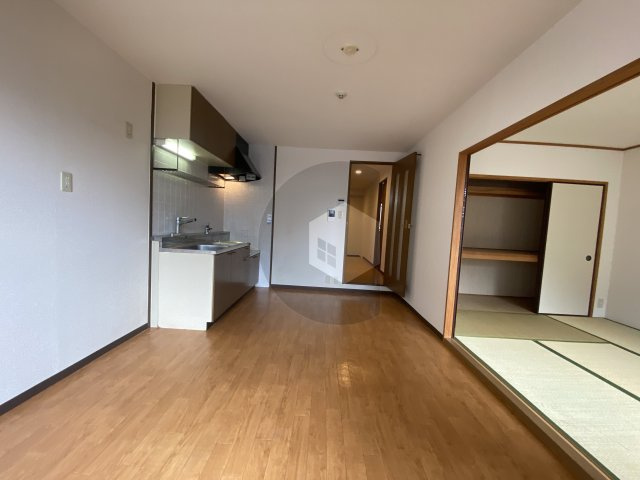 吉鴻ハイネス3の内装