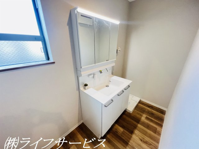 【洗面所】 | 塚本４丁目中古戸建 | 洗面所