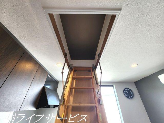 【収納】 | 塚本４丁目中古戸建 | 屋根裏収納有