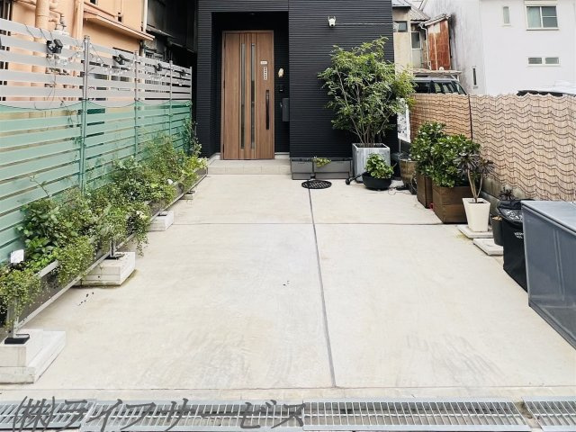 【駐車場】 | 塚本４丁目中古戸建 | 駐車スペース