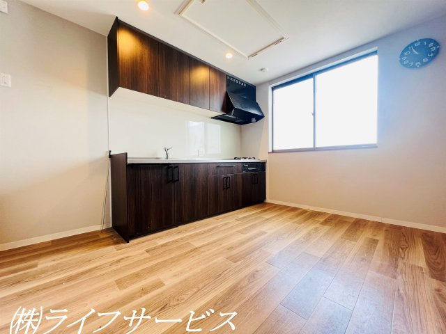 【キッチン】 | 塚本４丁目中古戸建 | ダイニングキッチン７帖