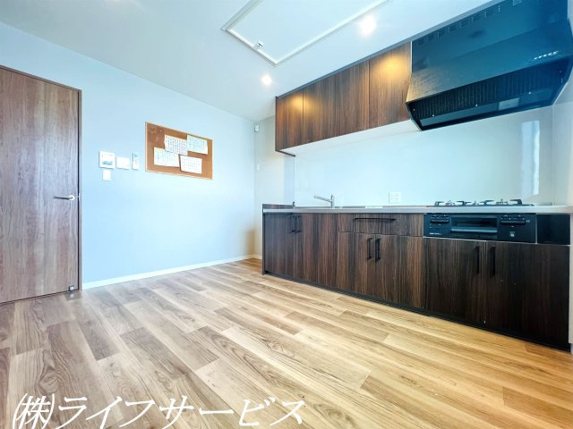 【キッチン】 | 塚本４丁目中古戸建 | ダイニングキッチン７帖