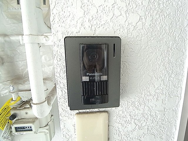 ユニオンハイツのセキュリティ|TVモニターフォン採用で顔が分かり安心