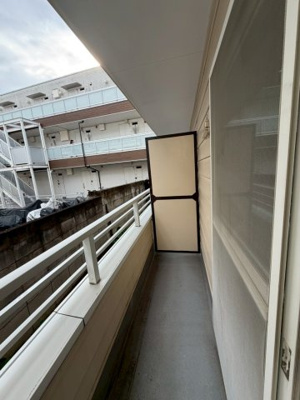 【バルコニー】 | アミューズ磯子壱番館