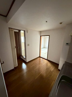 【居間・リビング】 | アミューズ磯子壱番館