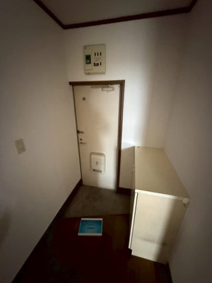 【玄関】 | アミューズ磯子壱番館