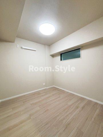 ライオンズマンション神楽坂第3の洋室|空室のためご都合に合わせてご内覧できます
お問合せはお電話でもお受付しております。
03-6450-5211