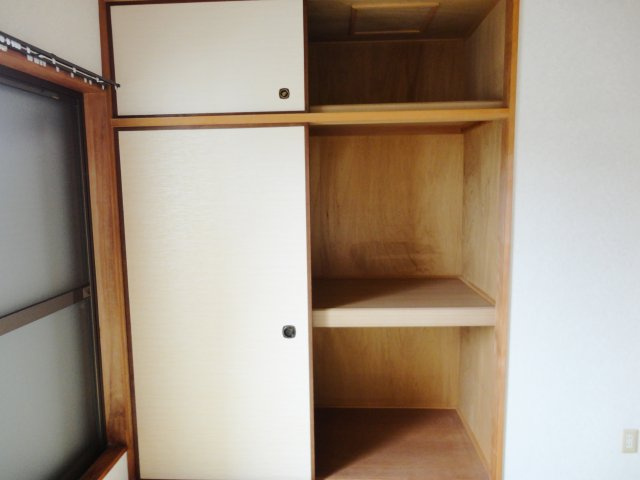 エルムハイツの収納