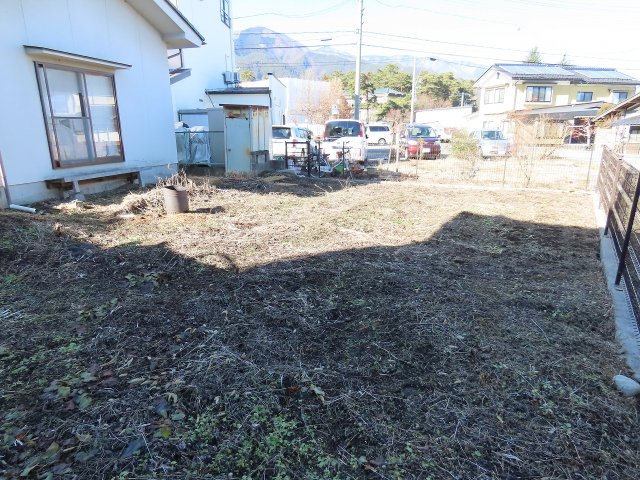 波田　売中古住宅の庭