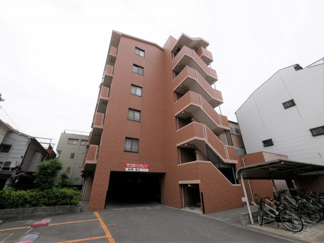 プレサンスフジ