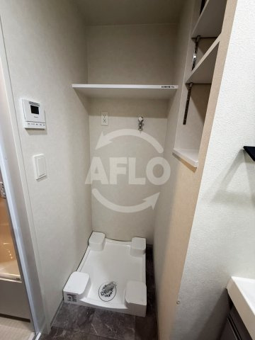 アーバネックス堺筋本町　開平小学校の設備|アーバネックス堺筋本町　室内洗濯機置き場
