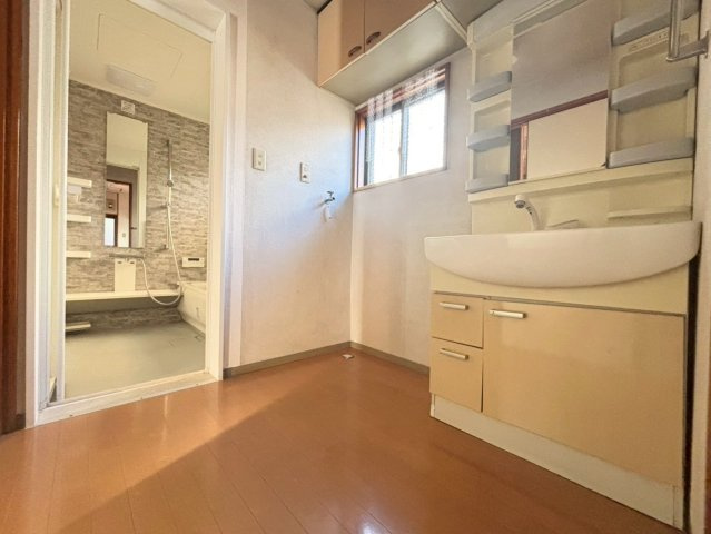 中古　野田市山崎の脱衣所