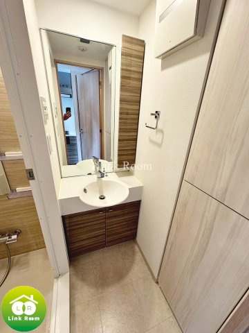 グランド・ガーラ大島の独立洗面台