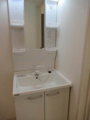 【独立洗面台】 | ラセーヌ上中里