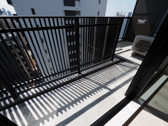 STANDZ四天王寺前夕陽丘のバルコニー