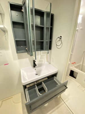 【洗面所】 | セレニテ難波グランデシュッド | セレニテ難波グランデシュッド　独立洗面台