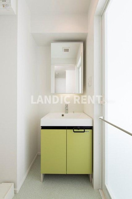 【洗面所】 | エンクレストGRAN博多駅前 | 忙しい朝には欠かせない洗面所です