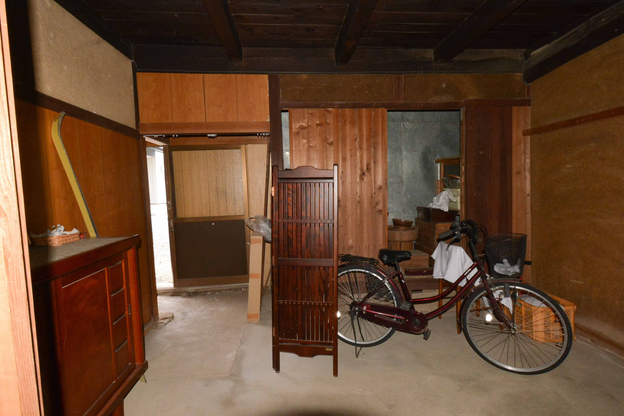 丹波市氷上町氷上の中古一戸建の玄関
